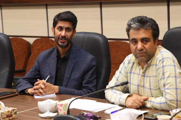 نظرسنجی و رضایت دانشجومعلمان مبنای برنامه ریزی غذایی 5