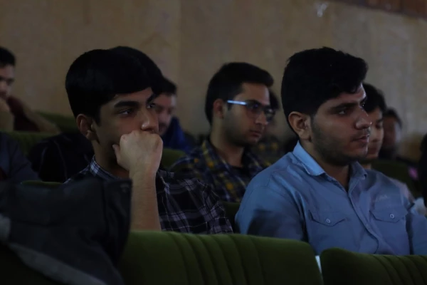  نشست توجیهی و تبیینی نودانشجومعلمان ورودی 1402 دانشگاه فرهنگیان یزد 6