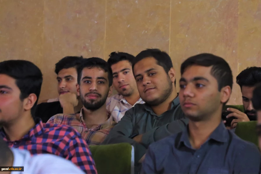  نشست توجیهی و تبیینی نودانشجومعلمان ورودی 1402 دانشگاه فرهنگیان یزد 27