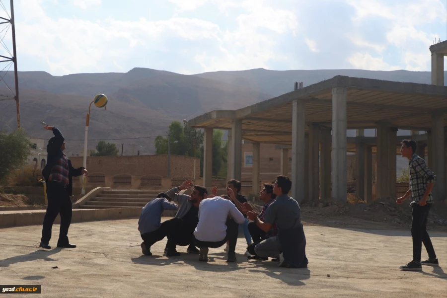  نشست توجیهی و تبیینی نودانشجومعلمان ورودی 1402 دانشگاه فرهنگیان یزد 33