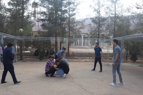  نشست توجیهی و تبیینی نودانشجومعلمان ورودی 1402 دانشگاه فرهنگیان یزد 35