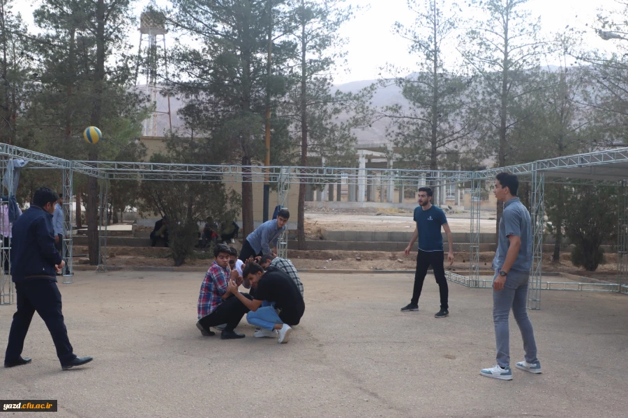  نشست توجیهی و تبیینی نودانشجومعلمان ورودی 1402 دانشگاه فرهنگیان یزد 35