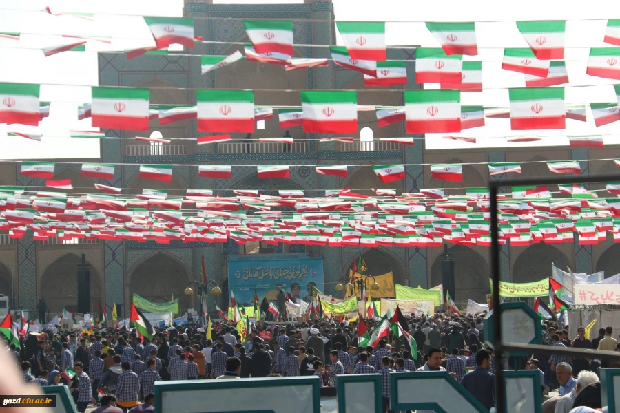 حضور دانشجومعلمان یزدی در راهپیمایی گرامیداشت 13 آبان ماه 6