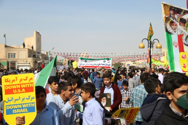 حضور دانشجومعلمان یزدی در راهپیمایی گرامیداشت 13 آبان ماه 15