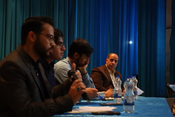 کرسی های آزاد اندیشی؛ بهترین بستر برای بیان آزادانه، عالمانه و شجاعانه دیدگاه ها  5