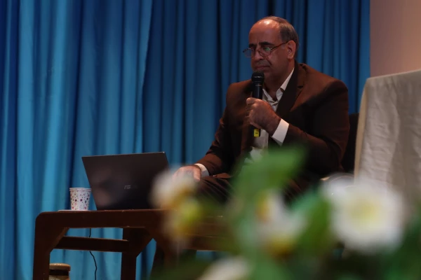 کرسی های آزاد اندیشی؛ بهترین بستر برای بیان آزادانه، عالمانه و شجاعانه دیدگاه ها  9