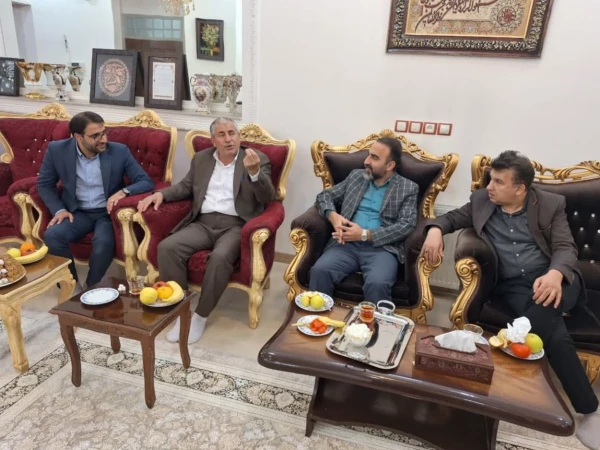 دیدار سرپرست دانشگاه فرهنگیان یزد با دو پیشکسوت مرکز تربیت معلم شهید پاک نژاد  5