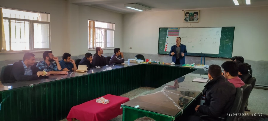 دوره توانمندسازی مدرس جهادی ویژه دانشجومعلمان دانشگاه فرهنگیان یزد 6