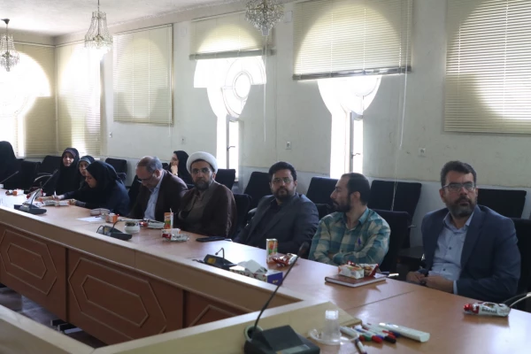 جلسه هم اندیشی اساتید با موضوع تحولات اخیر منطقه و اتفاقات فلسطین 3