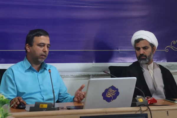 جلسه هم اندیشی اساتید با موضوع تحولات اخیر منطقه و اتفاقات فلسطین 7