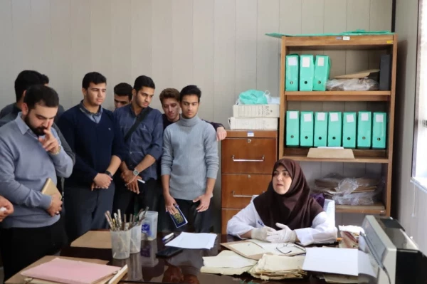 بازدید دانشجومعلمان پردیس شهیدان پاک نژاد از سازمان اسناد و کتابخانه ملی استان  5