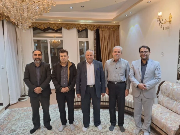 دیدار سرپرست دانشگاه فرهنگیان یزد با دو پیشکسوت مرکز تربیت معلم شهید پاک نژاد 3