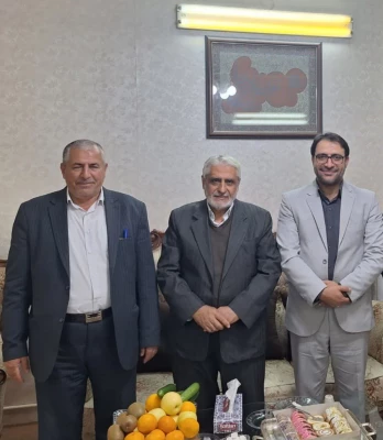 دیدار سرپرست دانشگاه فرهنگیان یزد با دو پیشکسوت مرکز تربیت معلم شهید پاک نژاد 5