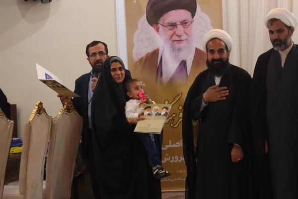 آیین تجلیل از دانشجومعلمان ممتاز شاهد و ایثارگر  13