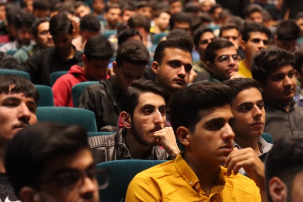 همایش با شکوه مارپیچ شبهه و شایعه در فضای دانشجویی 9