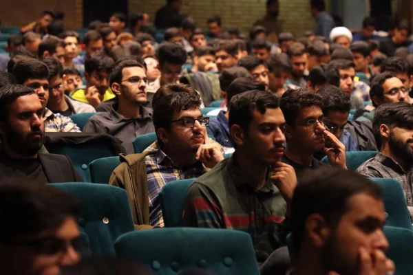 همایش با شکوه مارپیچ شبهه و شایعه در فضای دانشجویی 10