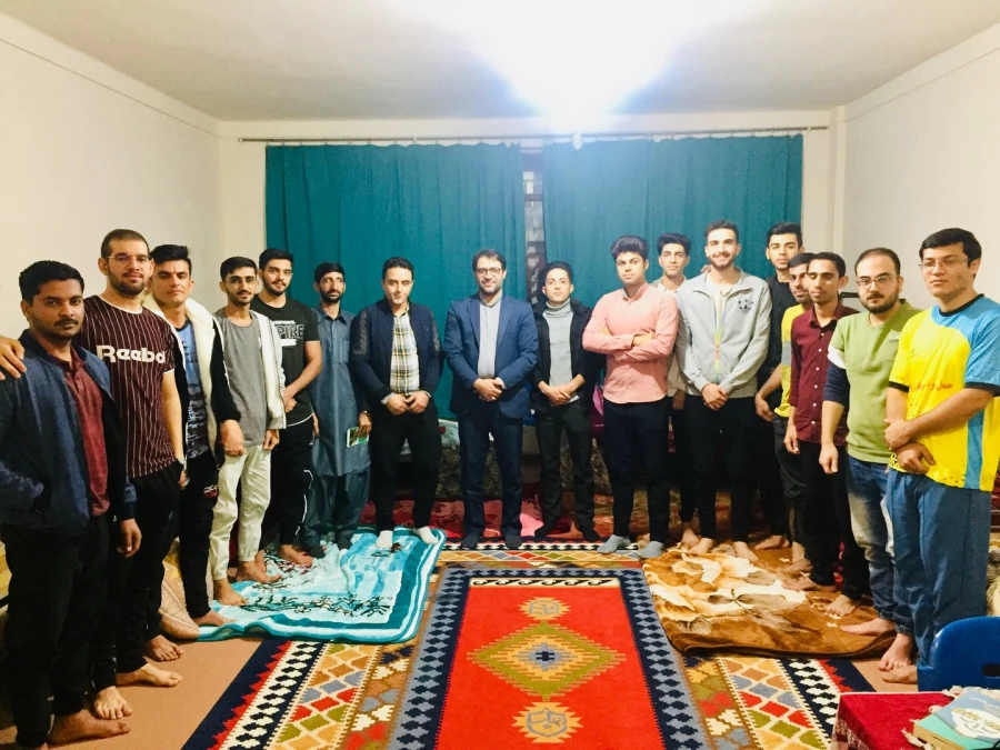  دومین نشست صمیمی سرپرست دانشگاه فرهنگیان یزد با دانشجومعلمان خوابگاهی 5