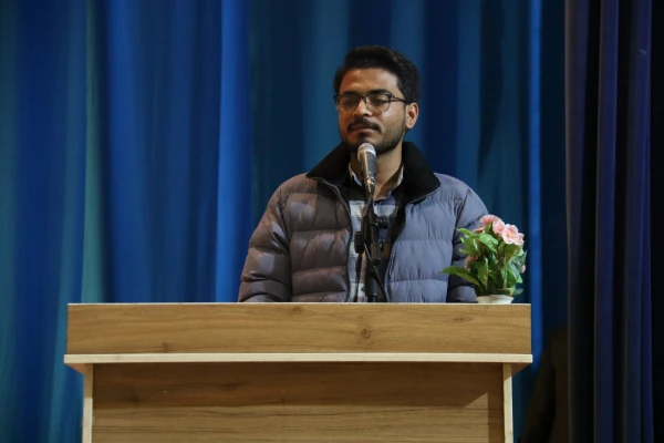 تریبون آزاد و گفتگوی صمیمانه دانشجومعلمان با مسوولان دانشگاه فرهنگیان یزد 7