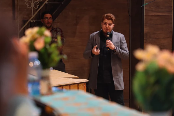 تریبون آزاد و گفتگوی صمیمانه دانشجومعلمان با مسوولان دانشگاه فرهنگیان یزد 13