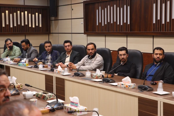 همدلی و هم افزایی؛ دو عامل اساسی بهسازی و ارتقای فضای اداری دانشگاه 7