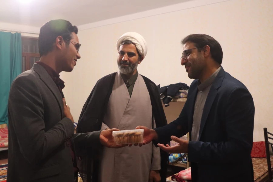 تبریک شیرین سرپرست دانشگاه فرهنگیان یزد به دانشجومعلمان 9