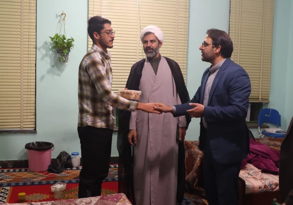 تبریک شیرین سرپرست دانشگاه فرهنگیان یزد به دانشجومعلمان 16