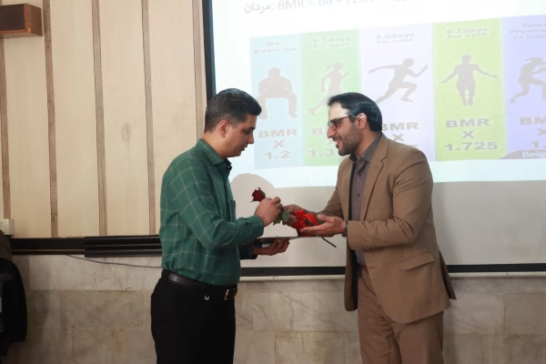 تقدیر از دانشجومعلمان و اساتید رشته آموزش تربیت بدنی  4