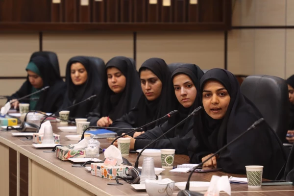 تشکل های دانشجویی و فعالین فرهنگی؛ قلب تپنده دانشگاه فرهنگیان استان یزد 8