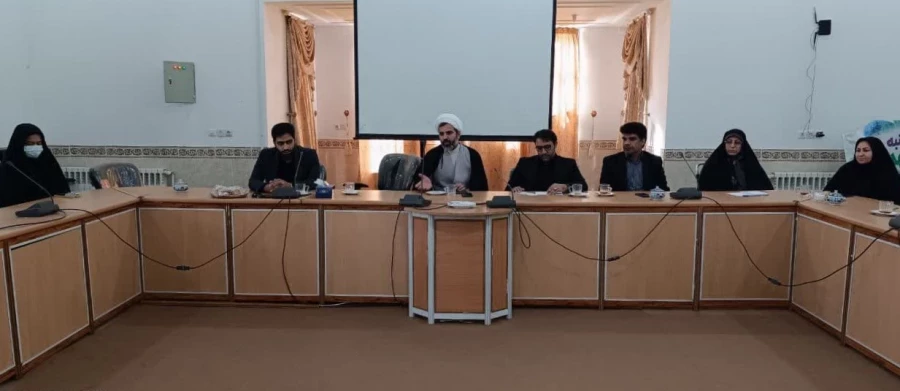 بازدید سر زده و پرسش و پاسخ سرپرست و دیگر مدیران دانشگاه از ساختمان شماره 2 پردیس حضرت فاطمه الزهراء(س) در میبد 5