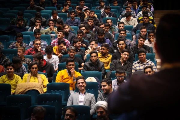 برگزاری جشن با شکوه گرامیداشت روز دانشجو  11