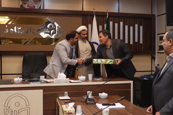 مراسم تکریم و معارفه معاون آموزشی، پژوهشی و فرهنگی پردیس شهیدان پاک نژاد 5