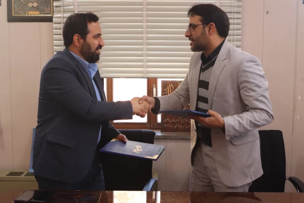 انعقاد تفاهم نامه همکاری فی مابین دبیرخانه بینش مطهر استان و دانشگاه فرهنگیان یزد 5