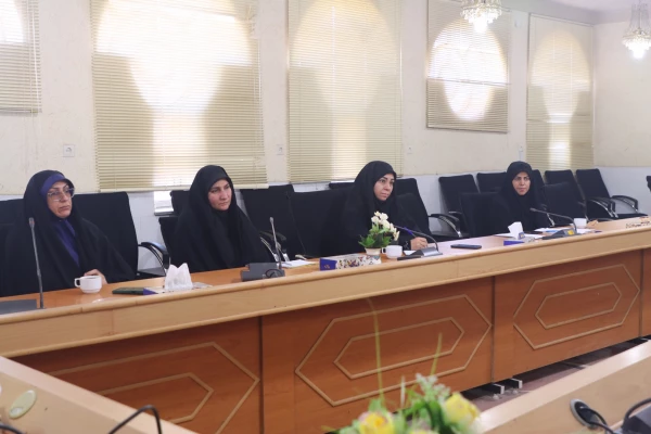 اعطای گواهی ویژه ضمن خدمت به تمامی شرکت کنندگان در طرح سواد قرآنی 6