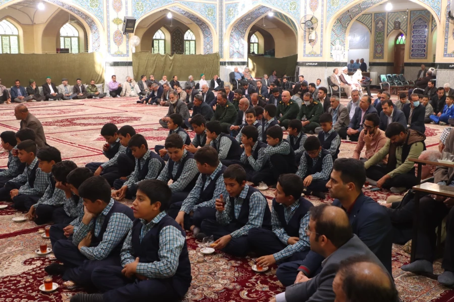 فتنه؛ مهمترین عرصه و آزمون عاقبت بخیری و بصیرت و توسل بهترین ابزار های مقابله با آن 6