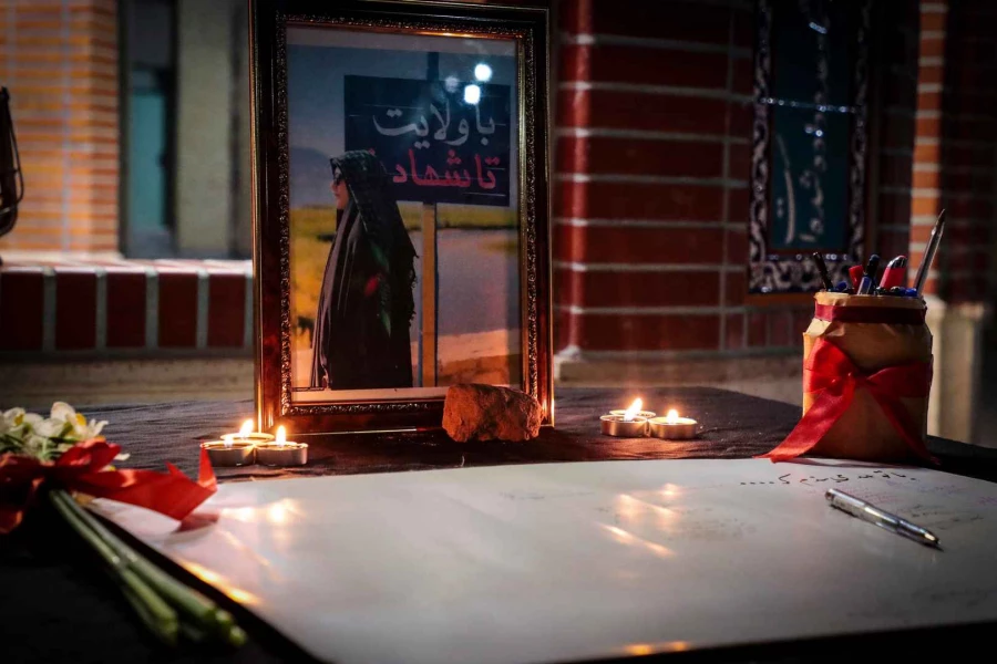 مراسم گرامیداشت شهیده دانشجومعلم فائزه رحیمی و ۲۳ شهید دانش آموز اقدام تروریستی کرمان 5