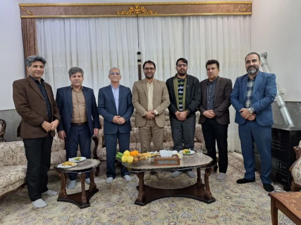 دیدار سرپرست دانشگاه فرهنگیان یزد با دو پیشکسوت مرکز تربیت معلم شهید پاک نژاد  3