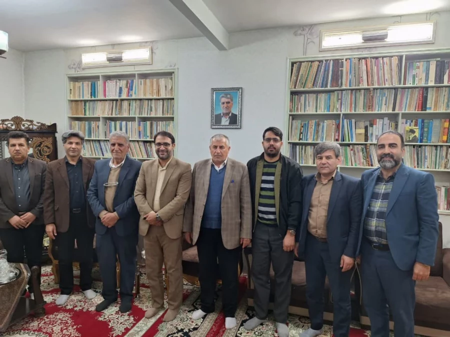 دیدار سرپرست دانشگاه فرهنگیان یزد با دو پیشکسوت مرکز تربیت معلم شهید پاک نژاد  6