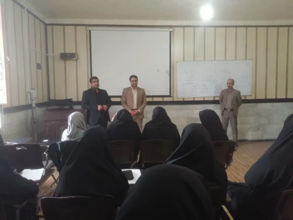 بازدید سر زده سرپرست دانشگاه فرهنگیان کشور از دانشگاه فرهنگیان یزد 5