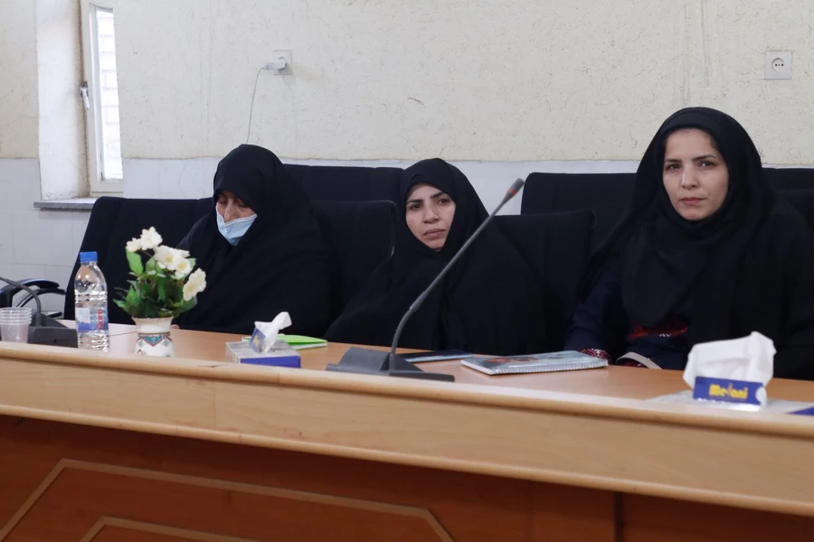 دوره بالندگی کارورزی 2 و 4 11