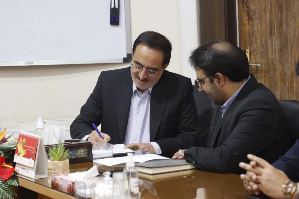 مجتمع آموزشی سامان به دانشگاه فرهنگیان استان یزد واگذار شد 3