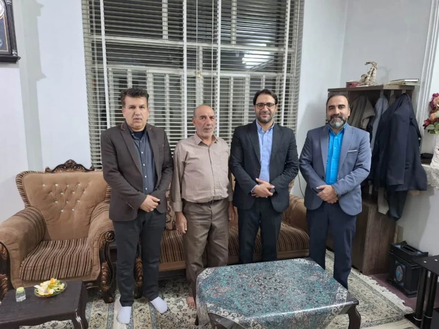 دیدار سرپرست دانشگاه فرهنگیان یزد با دو پیشکسوت مرکز تربیت معلم حضرت فاطمه الزهرا(س)   5