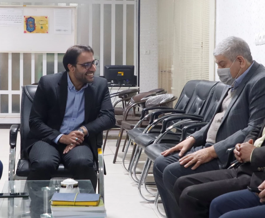 دیدار پیشکسوت و معلم برجسته کشوری و آموزش و پرورش استان با سرپرست دانشگاه فرهنگیان یزد  5