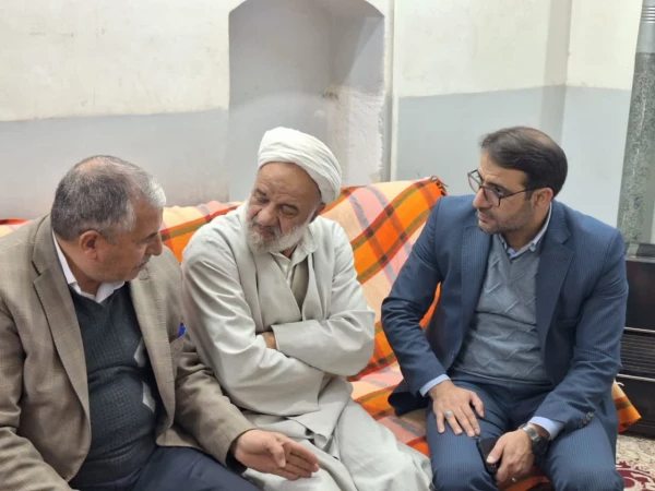 دیدار سرپرست دانشگاه فرهنگیان یزد با سه پیشکسوت مرکز تربیت معلم شهید پاک نژاد   3