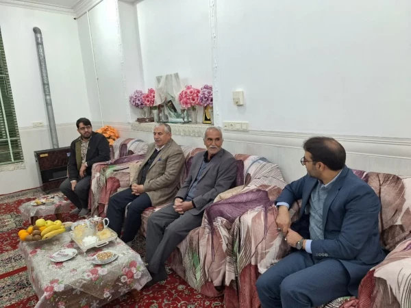 دیدار سرپرست دانشگاه فرهنگیان یزد با سه پیشکسوت مرکز تربیت معلم شهید پاک نژاد   6