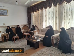 دیدار سرپرست و مدیران دانشگاه با یکی از فرهنگیان جانباز هفتاد درصد دفاع مقدس 
 3