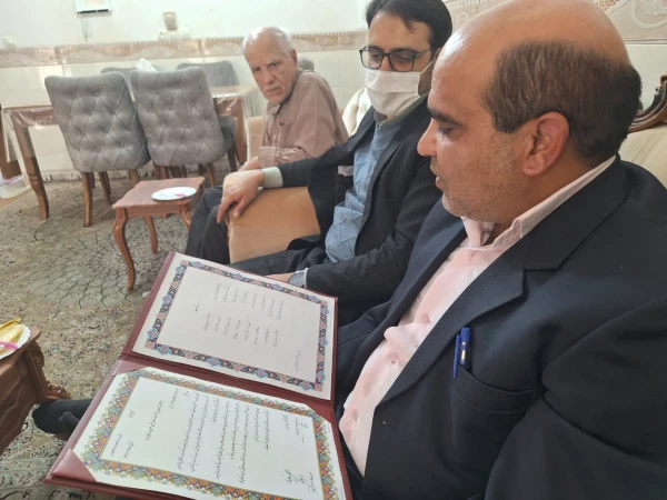 دیدار سرپرست و مدیران دانشگاه با یکی از فرهنگیان جانباز هفتاد درصد دفاع مقدس 
 4