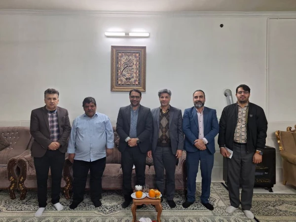 دیدار سرپرست دانشگاه فرهنگیان یزد با پیشکسوت جانباز پردیس شهیدان پاک نژاد 5