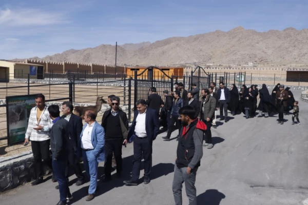 نخستین اردوی یک روزه راهیان پیشرفت ویژه اساتید و کارکنان دانشگاه فرهنگیان یزد 
 11