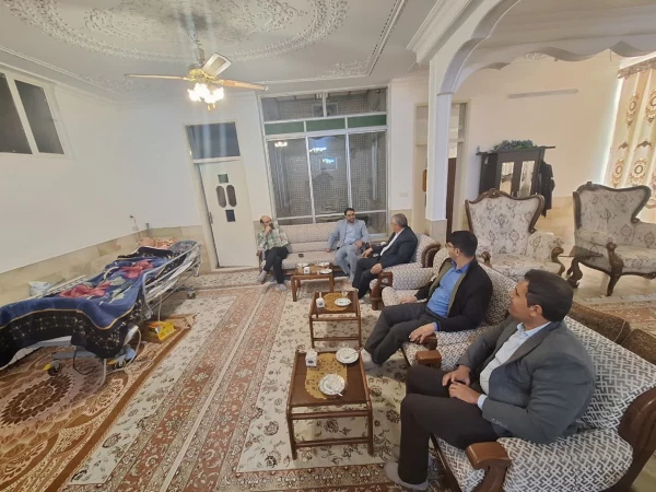 دیدار سرپرست دانشگاه فرهنگیان یزد با دو پیشکسوت مرکز تربیت معلم شهید پاک نژاد   5