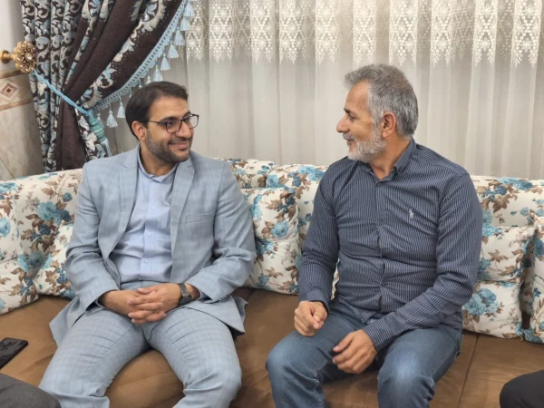 دیدار سرپرست دانشگاه فرهنگیان یزد با دو پیشکسوت مرکز تربیت معلم شهید پاک نژاد   9